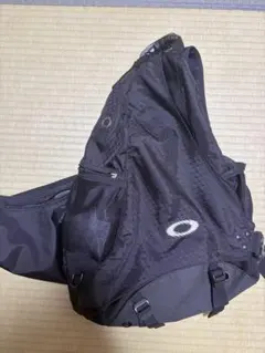 OAKLEY 90s y2k スリングバッグ ワンショルダーバッグ 赤タグ - メルカリ