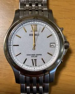 電波ソーラー腕時計 SEIKOドルチェ、外観美品 【ジャンク品】