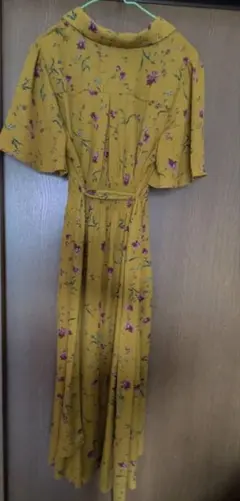 花柄マスタードロングワンピース