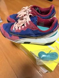 Onitsuka tigerスニーカー 青/赤/ベージュ