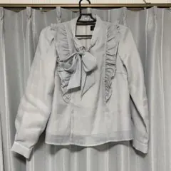evelyn エブリン パールリボンブラウス アイスグレーのサムネイル