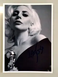 レディー・ガガ直筆サイン入り超大型写真…Lady Gaga…⑥ レディー・ガガ直筆サイン入り超大型写真…Lady Gaga…⑥ - メルカリ