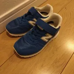 New Balance 373 キッズスニーカー 青