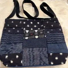 ハンドメイド和柄デニムネイビー パッチワーク ショルダーバッグ週末出品·͜·ᰔᩚ