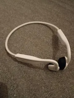 Shokz 骨伝導イヤホン OpenMoveのサムネイル