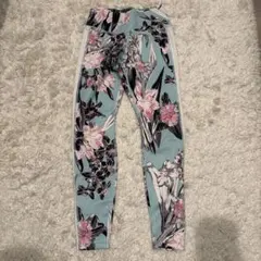 Nike 限定　花柄 レギンス S