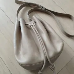 H*s様 ♪Theory　セオリーレザー 巾着型ショルダーバッグのサムネイル