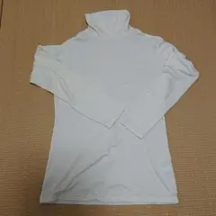 ユニクロ タートルネックインナー