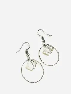 水晶 フックピアス