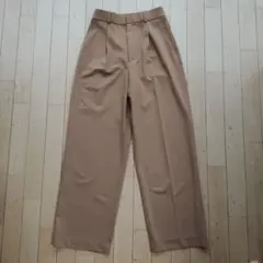 ユニクロ　タックワイドパンツ★ベージュ★Sサイズ