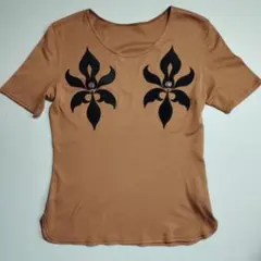 伊太利屋　半袖Ｔシャツ　カットソービジュー付きのサムネイル