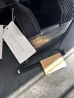 チャールズアンドキース　バッグ