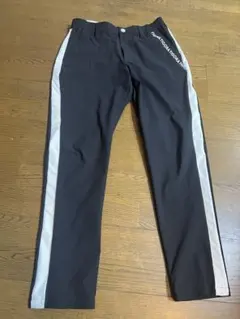サイドストライプ メンズ　ゴルフパンツ　ティゴラ
