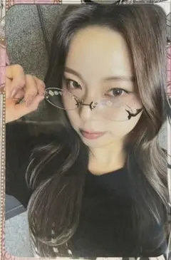 元NMB48 李始燕 現 QWER K-POP チェキ1枚 メイド イ・シヨン - メルカリ
