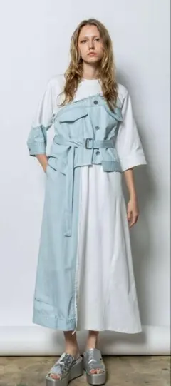 【新品未使用品】AULA AILA アウラアイラデニムコンビネーションワンピースのサムネイル