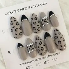 レオパード柄ネイルチップ　フラッシュレオパード黒フレンチ