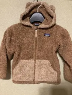 patagonia ベビーファーリーフレンズ4T ブラウン