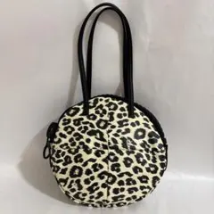 新品同様 カワカワ kawakawa 25bis ジップ サークル レオパード - メルカリ