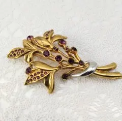 アンティーク⭐バイオレットカラー クリスタルが印象的な花束ブローチ　ビンテージ