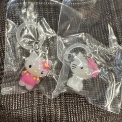 【本日中発送】ハローキティ　めじるしアクセサリー　2種セット　お花　チャーミー