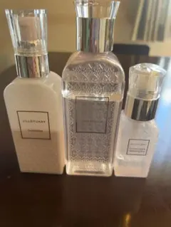 JILLSTUART ミスト化粧水、化粧水と乳液のサムネイル