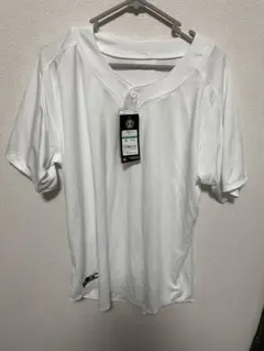 アンダーアーマー　練習用ユニホーム　二枚セット！