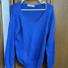 ナノユニバース　ブルー　Vネックラメセーター