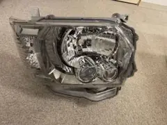 ハイエース,レジアスエース ダークプライム2 純正ヘッドライト左右セット A3 ハイエース,レジアスエース ダークプライム2 純正ヘッドライト