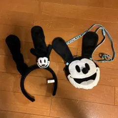 ディズニー オズワルド カチューシャ ポーチ