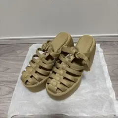 YELLO 厚底サンダルのサムネイル