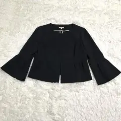 【美品】トッカ TOCCA ノーカラーペプラムジャケット XS ブラック リボンのサムネイル