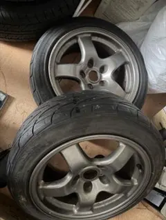 32GTR純正アルミホイール タイヤ付 8J 16 70スープラワイドに使用