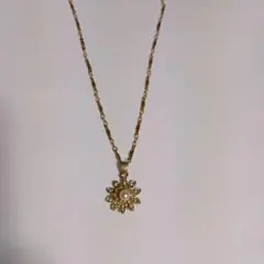 【レトロ】　ネックレス　花　金色　ラインストーン？　パールビーズ？　ノーブランド