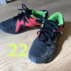 アシックス　レーザービーム　22