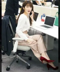 アンゴラ　vネックニット　TONALのサムネイル