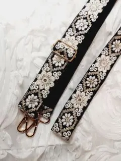 特価J-12インド刺繍リボン※ショルダーストラップ　スマホストラップ　送料込み