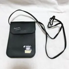 スマホショルダー　ブラック　猫