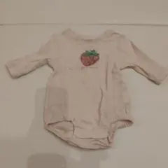 ベージュ イチゴ刺繍 長袖ロンパース