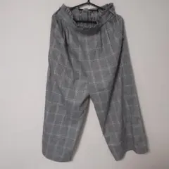 【値下げしました】グレー系チェック ゴムウエスト キュロットパンツ VIS 　Mのサムネイル