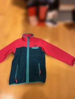 パタゴニア　シンチラフリースジャケット ピンク/ターコイズ キッズXL