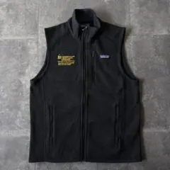 00s Patagonia フリースベスト 黒 M 815 アウトドア 企業ロゴのサムネイル