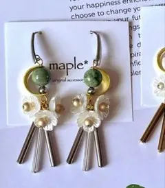 天然石グリーンオパール×お花とタッセルのアンティーク調ピアスorイヤリング♡