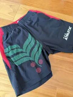 130cm ATHLETA アスレタ サッカーパンツ 黒×赤 ジュニアのサムネイル