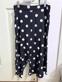 bershka アシンメトリー　ドット柄　スカート　ミディ丈　白黒