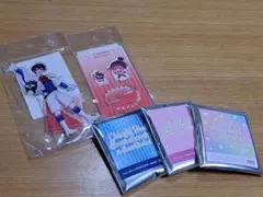 カラフルピーチサンリオキャラアクリルスタンド、缶バッチ、キーホルダーセット