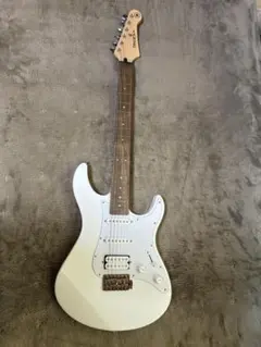 【定番の1本】YAMAHA PACIFICA012 ホワイト 美品 エレキギター Amazon | YAMAHA PACIFICA012 ホワイト エレキギター 初心者