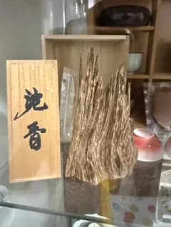 香木 沈香 伽羅 聞香◎品名:ブルー白檀の根っこ24g - メルカリ