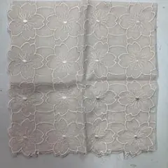 花柄刺繍生地 薄いピンク ハンカチ約40㎝x 38cm
