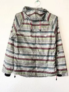 ニューバランス　ブルゾン　ウインドブレーカー　パーカー　キャップ付き