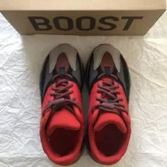 YEEZY Boost 700 'Hi-Res Red' 28cm
